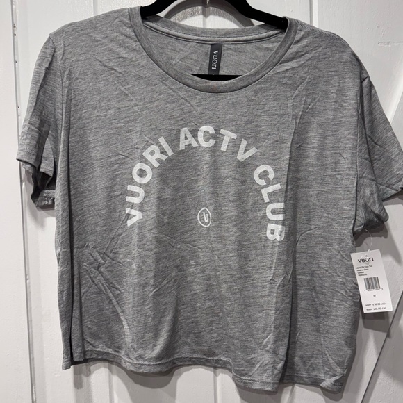 Vuori Tops - VUORI ACTV Club Tee 2.0 Heather Gray ~ Size M